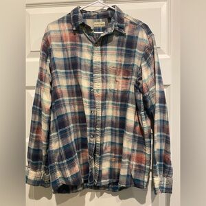 Casual Plaid Button-Down Shirt in Blue and Red